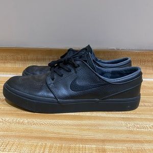 Nike SB Janowski Men’s 10.5
